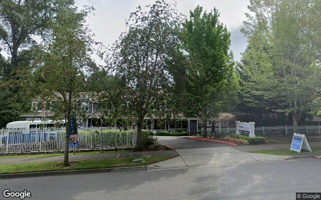 Exterior of Aegis Living Kirkland