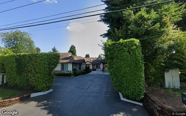 Exterior of Mapleview Manor Llc