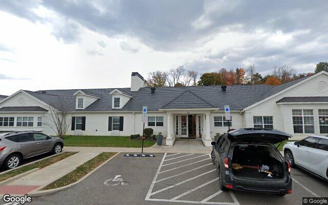 Exterior of Apple Blossom Senior Living