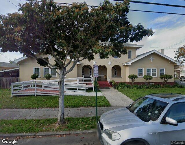 Exterior view of Montgomery Springs Manor