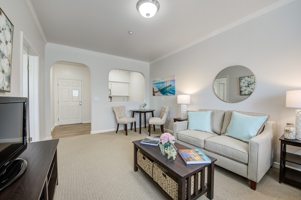 Aegis Living Dana Point — photo 4