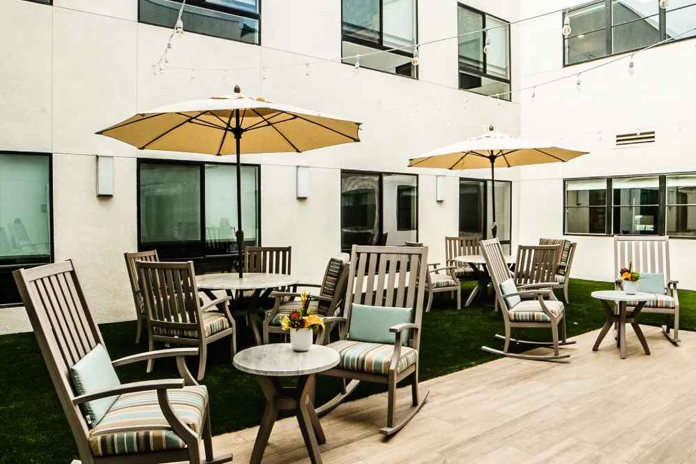 Avenir Memory Care Westside — photo 4