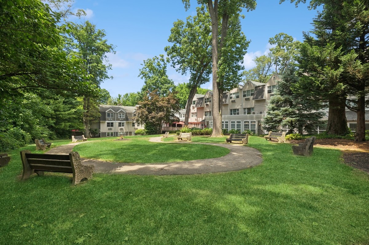 The Terrace at Chestnut Hill — photo 2