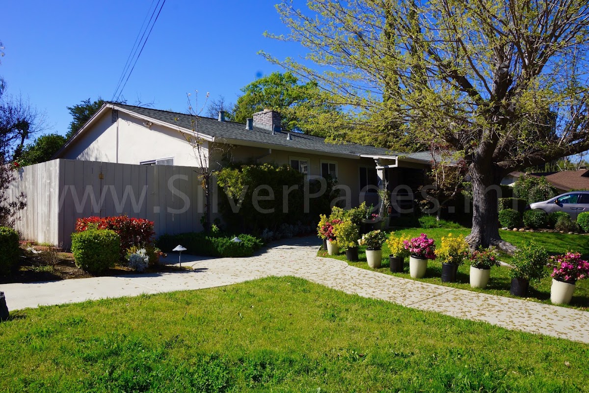 Maureen House — photo 2