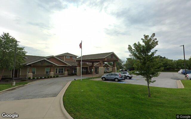 Exterior of OAK POINTE OF NEOSHO, A VIVA SENIOR LIVING COMMUNITY