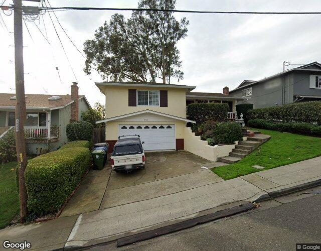 Exterior view of Lake Chabot Care Home
