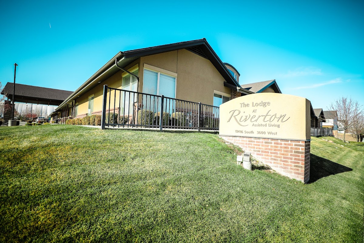 The Lodge at Riverton — photo 2