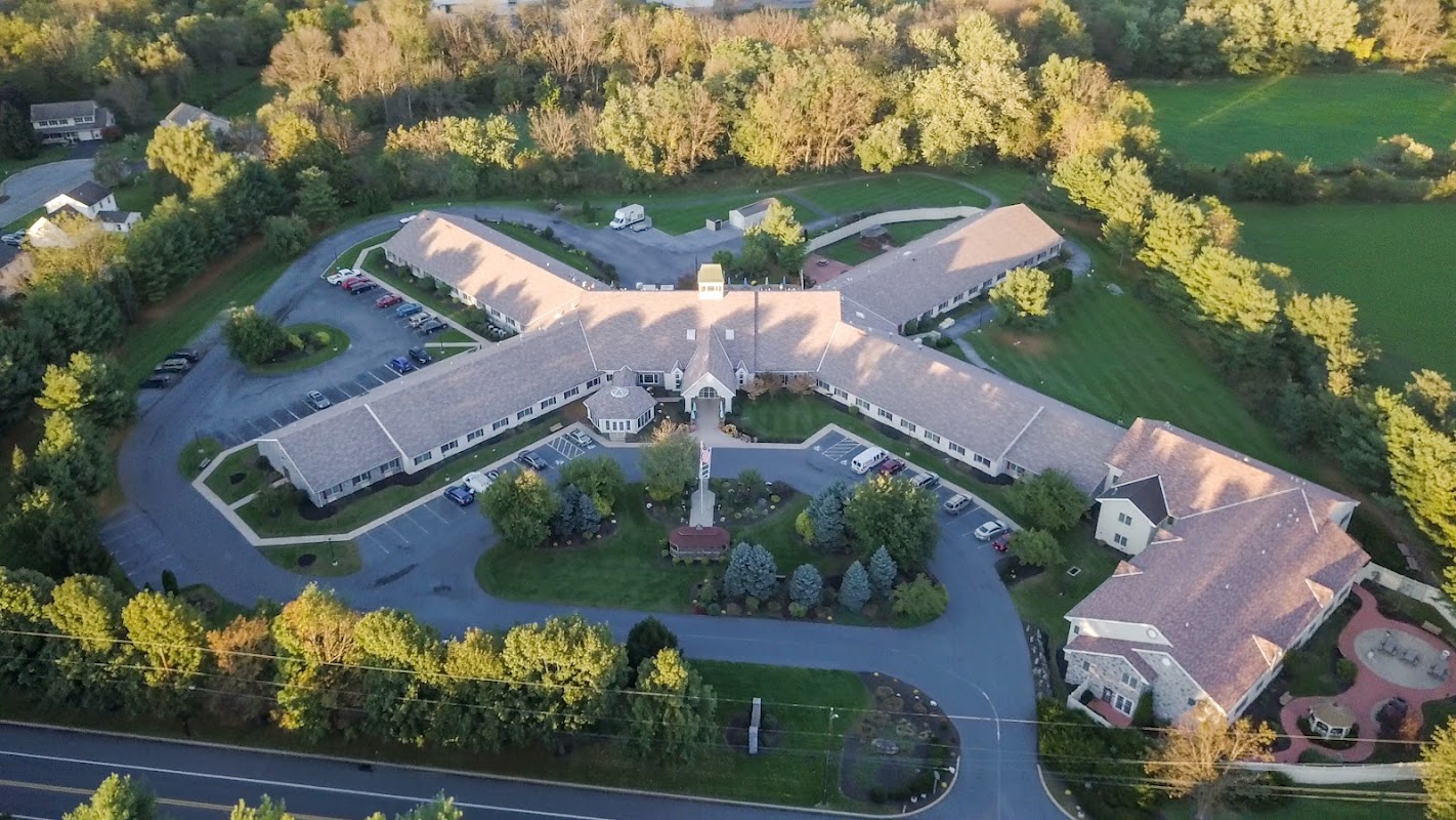 Oak Leaf Manor North — photo 2