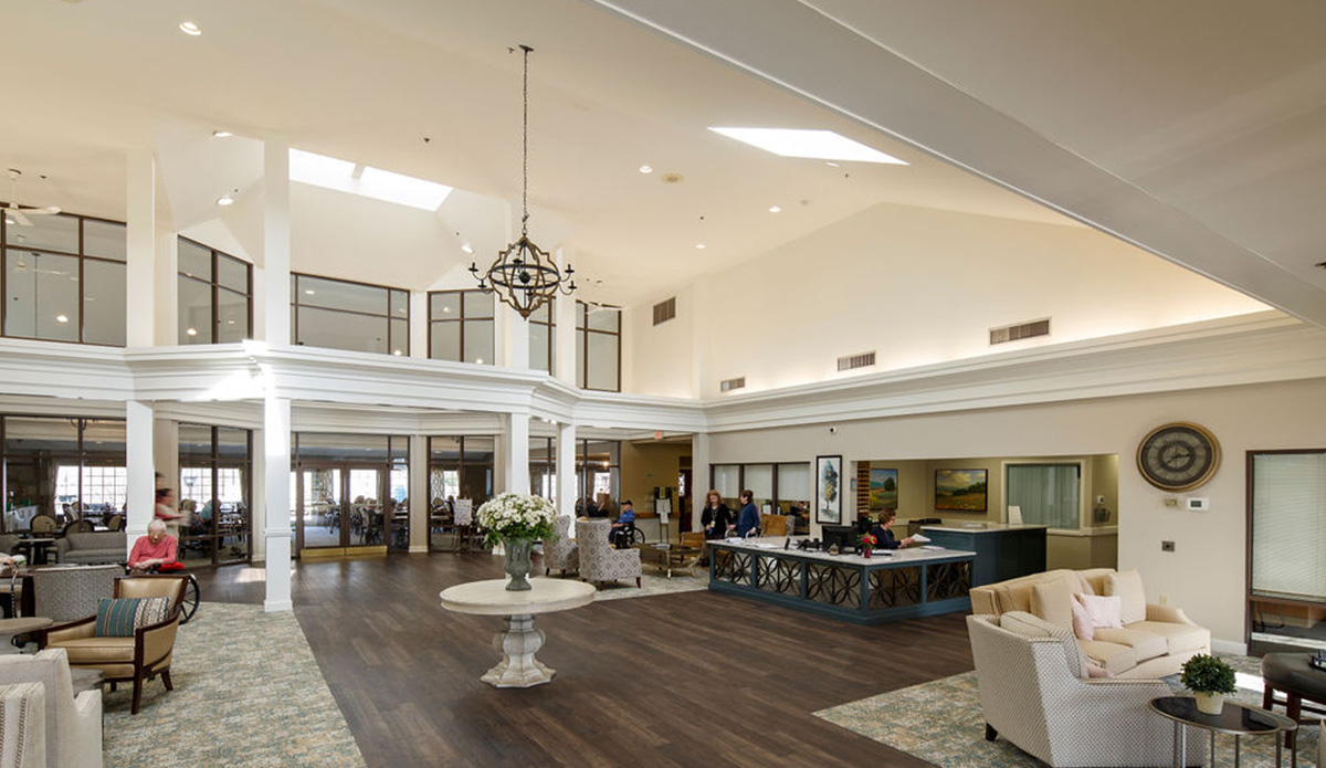 Oak Leaf Manor North — photo 3