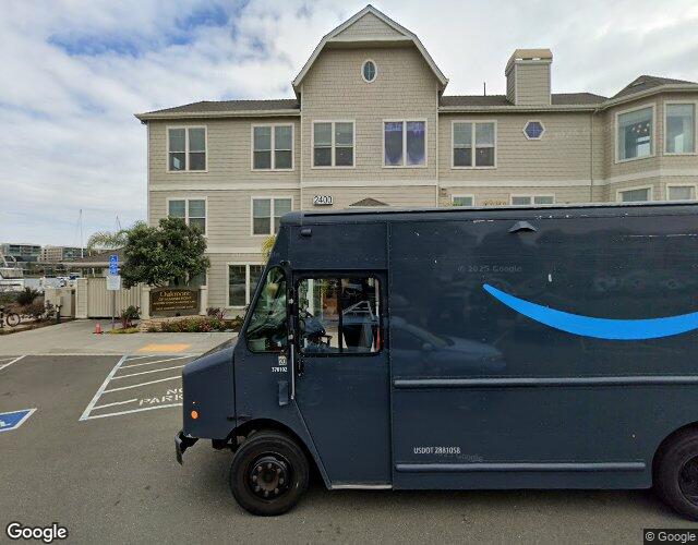 Exterior of Oakmont of Mariner Point