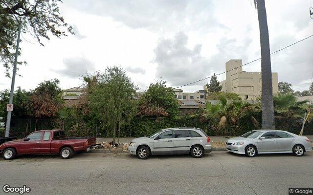 Exterior of Sakura Gardens at los Angeles