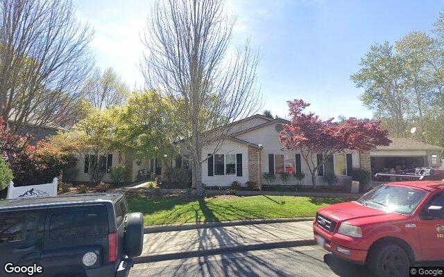 Exterior of Pacific Living Centers of Grants Pass at Heidi