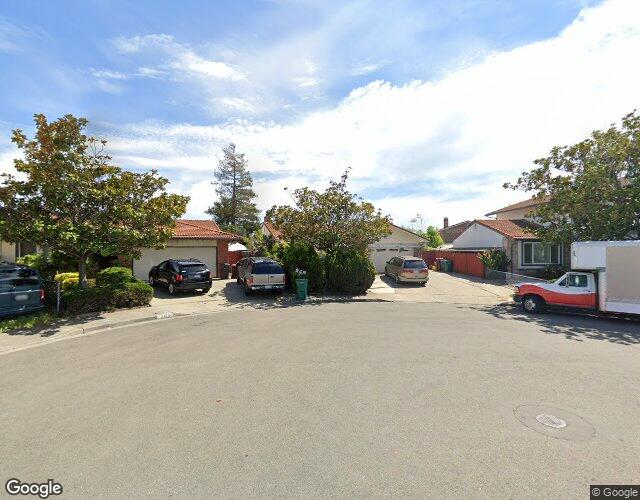 Exterior view of Elle's Home