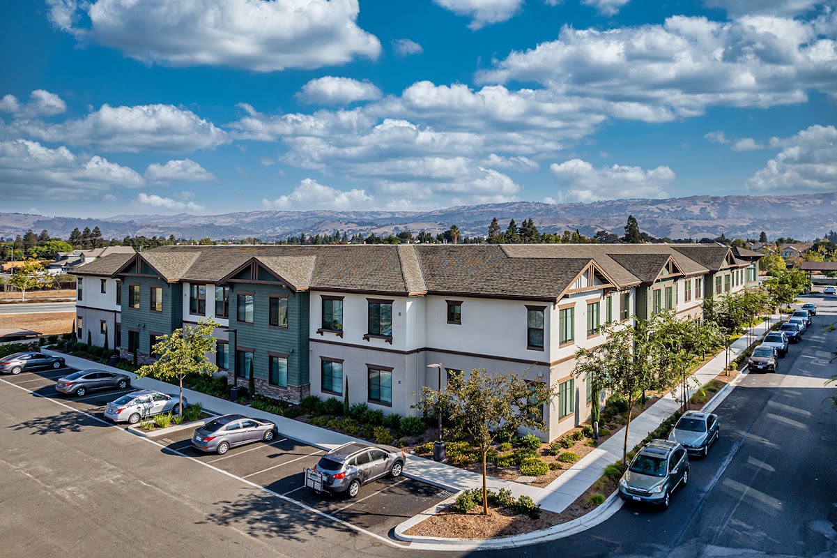 Loma Clara Senior Living — photo 2