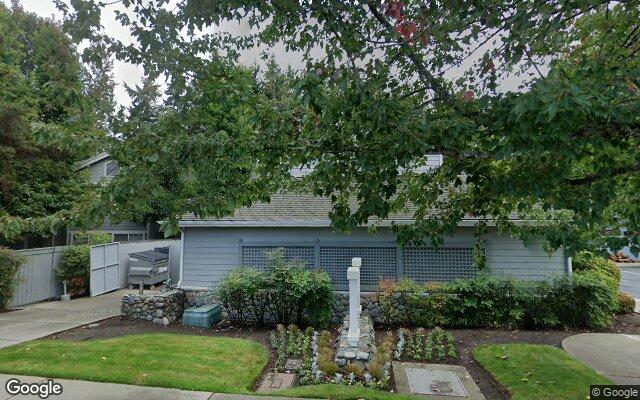 Exterior of Aegis Living Callahan House