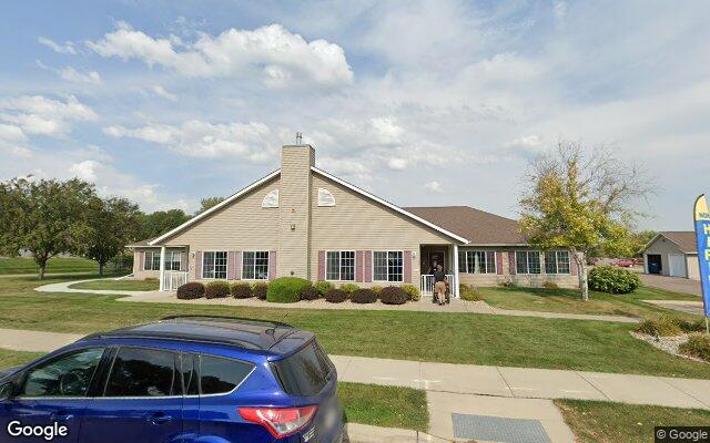Exterior of Prairie Senior Cottages of New