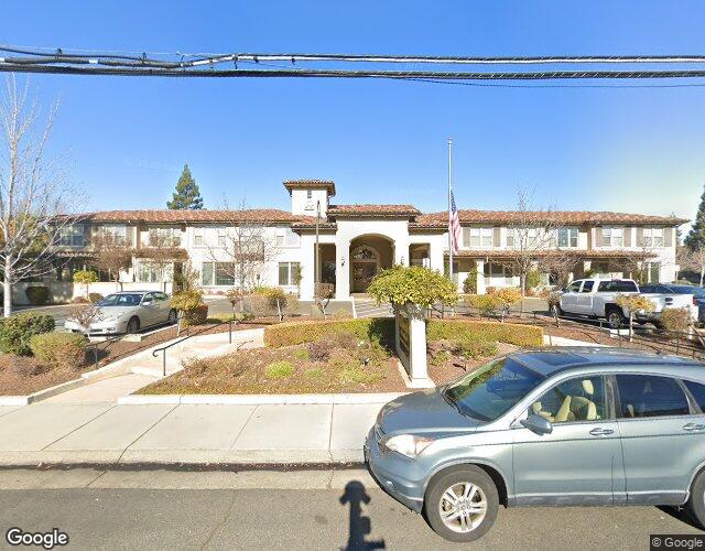 Exterior of Oakmont of Carmichael
