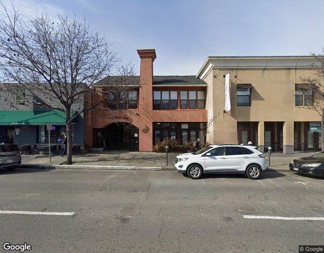 Exterior view of Elders Inn On Webster