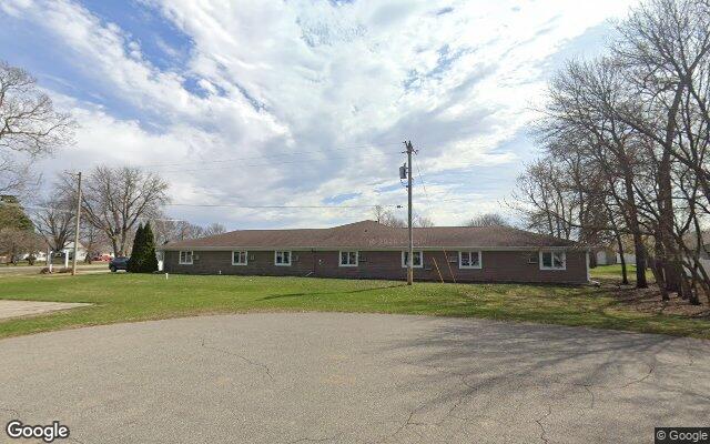 Exterior of Carriage House Senior Living