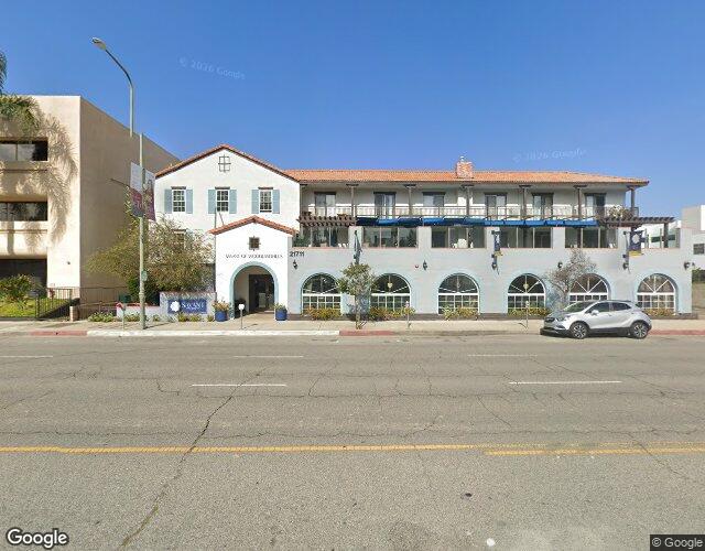 Exterior of Savant of Woodland Hills