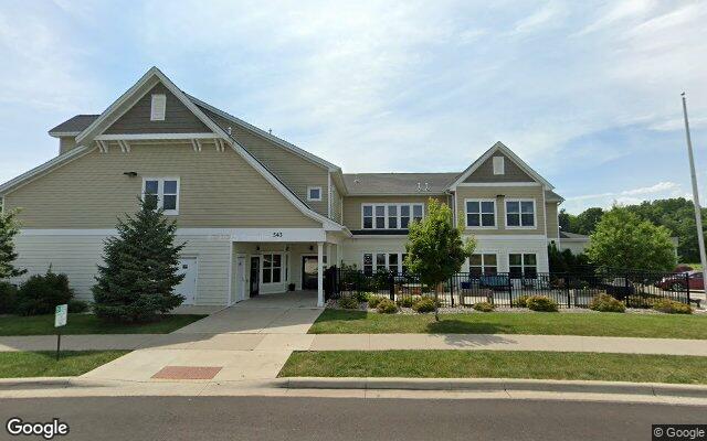 Exterior of Oakwood Senior Living