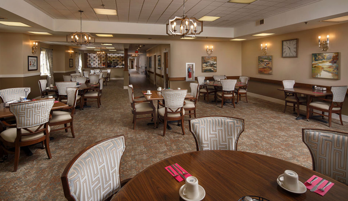 Oak Leaf Manor Personal Care Retirement Home — photo 3