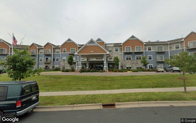 Exterior of Boulder Ponds Senior Living