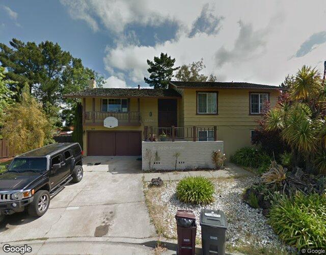 Exterior view of Pleasant Hill Manor