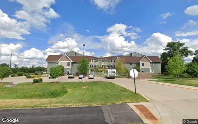 Exterior of Arbor Oaks Senior Living