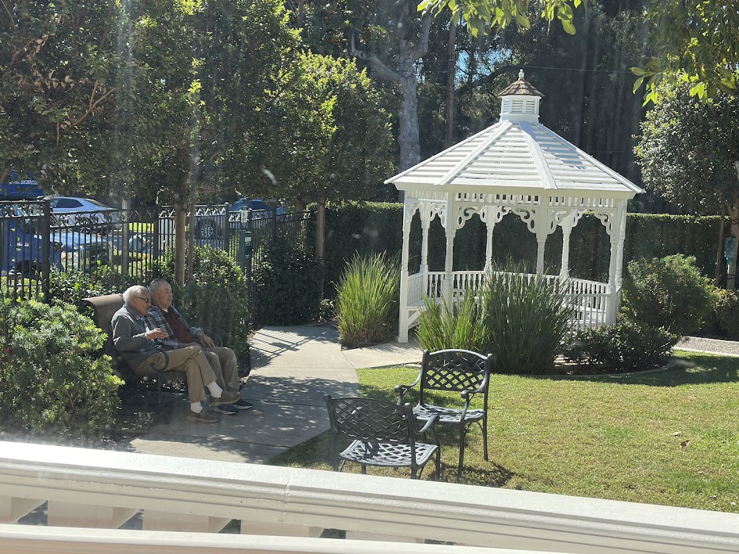 Silverado Senior Living - the Huntington — photo 4