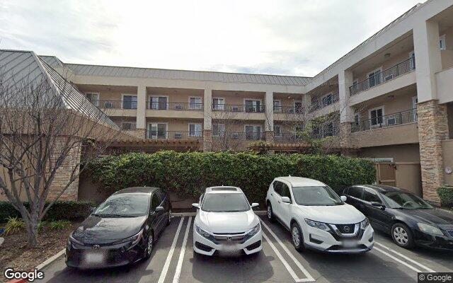 Exterior of Atria Golden Creek