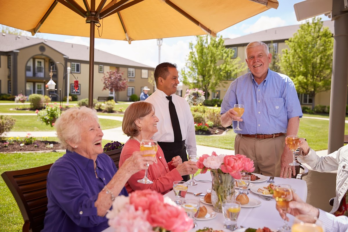 Cedarwood at Sandy Assisted Living — photo 2