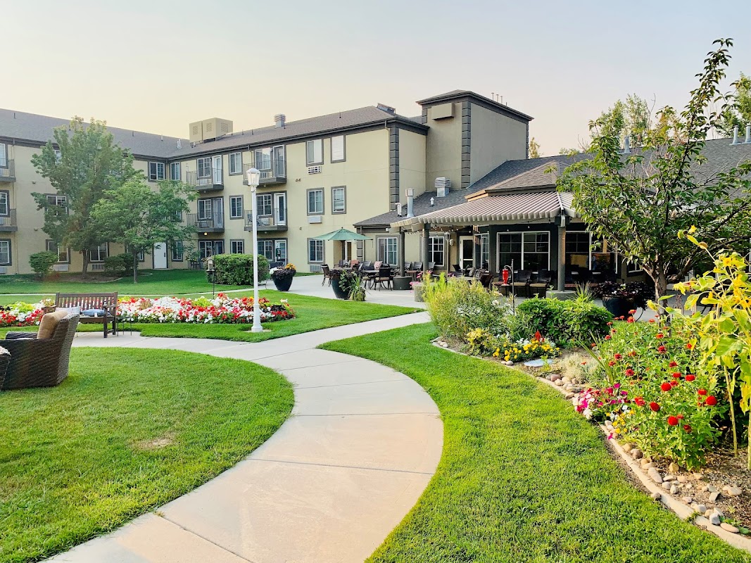 Cedarwood at Sandy Assisted Living — photo 3