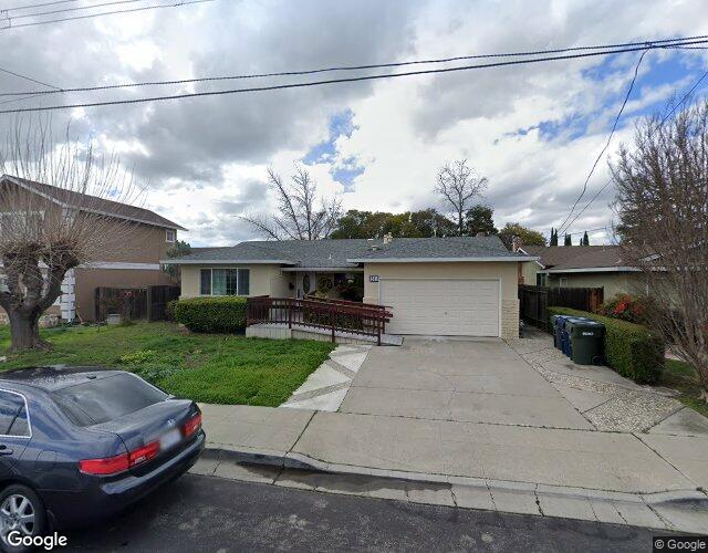 Exterior view of Grace Home Care - Lloyd