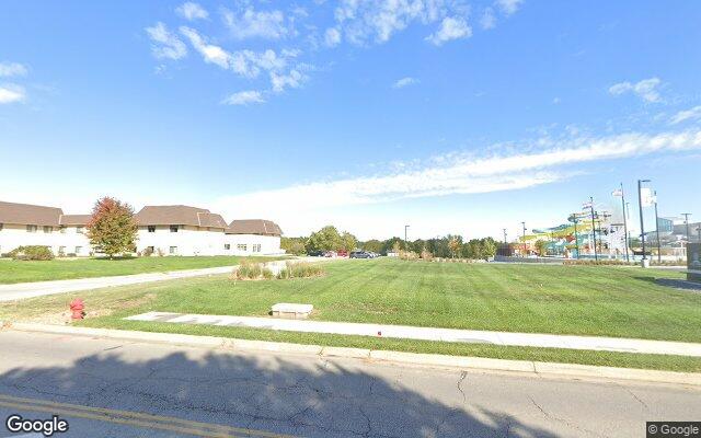 Exterior of LUXE LIFE SENIOR LIVING