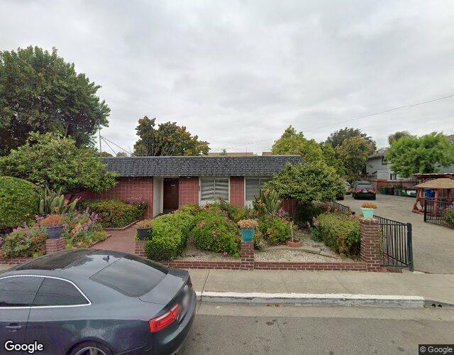 Exterior view of Palm Tree Courtyard