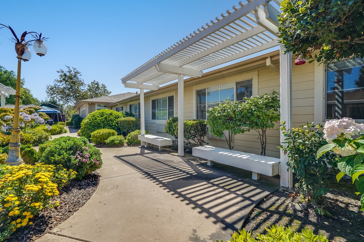 Tuscany Villa Senior Living — photo 2