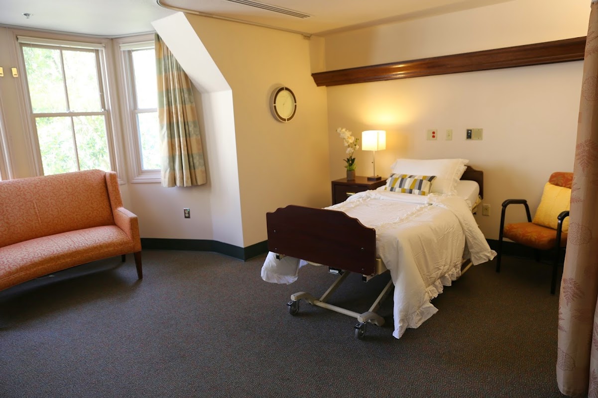 Oakland Heights Senior Living — photo 4