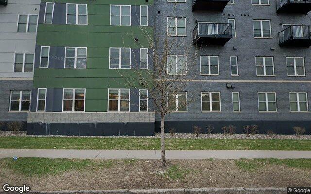 Exterior of Lexington Landing