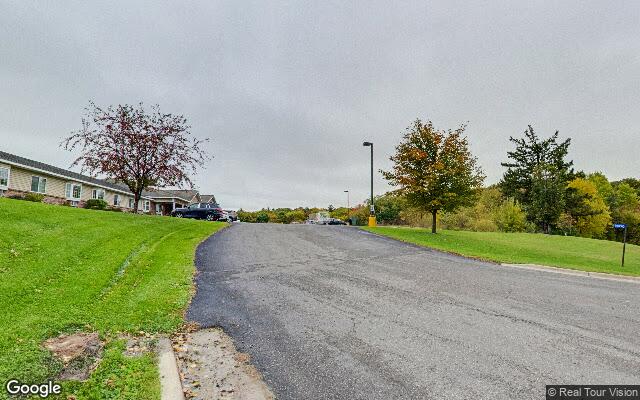 Exterior of Edgewood Brainerd Senior Livin