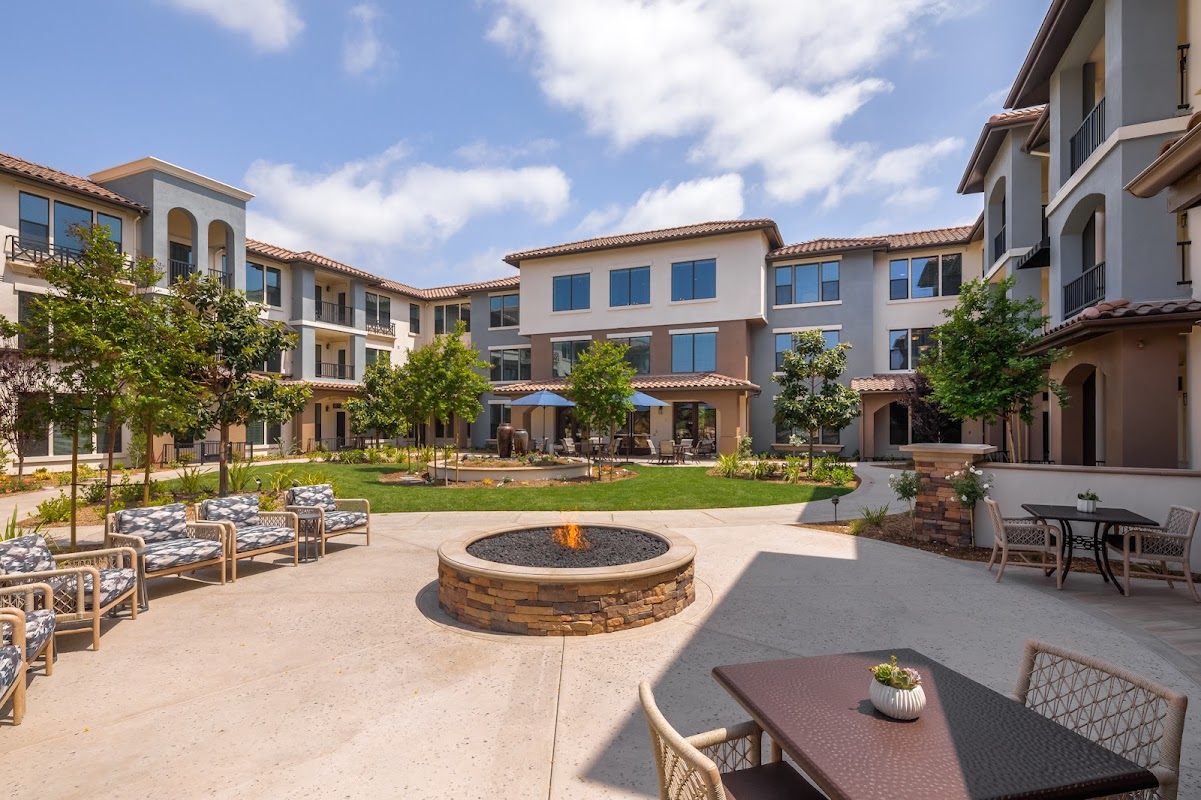 Santianna Oakmont Signature Living — photo 2