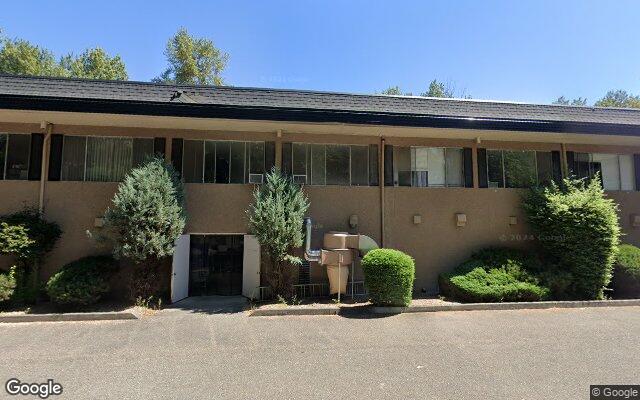 Exterior of Redmond Heights Senior Living